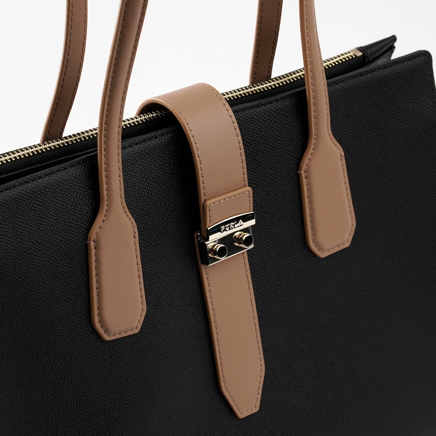 Furla Metro M