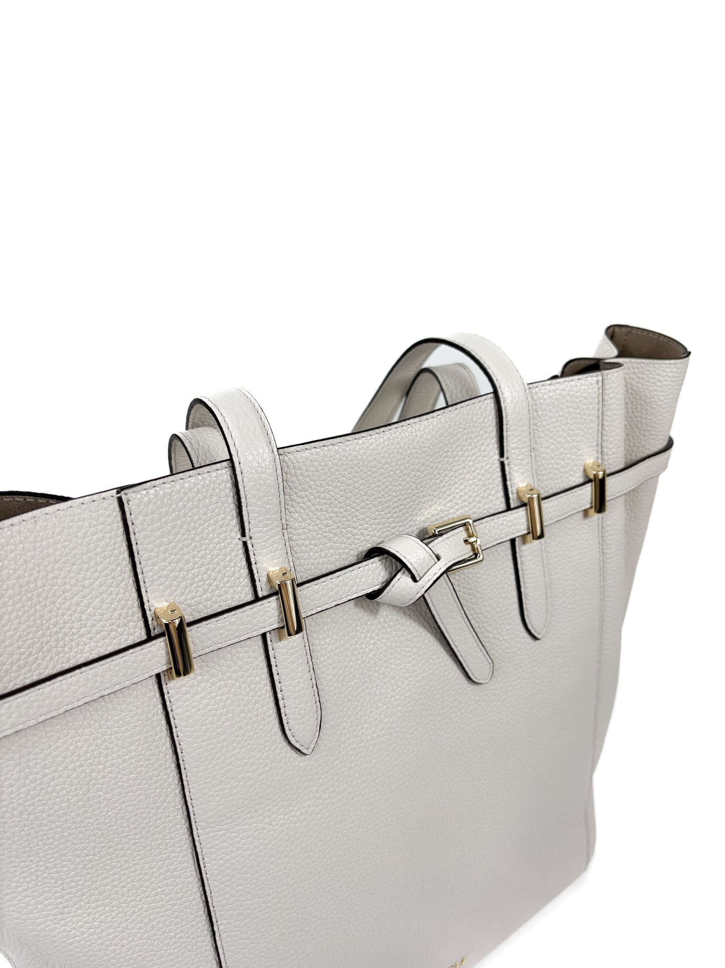 Furla Aura - Beautyflyplace