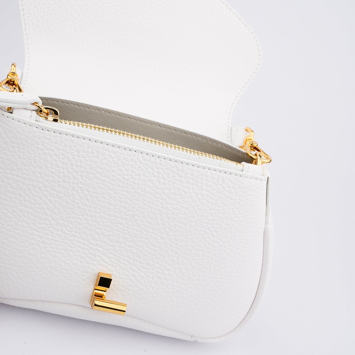 Coccinelle Himma Small white - Beautyflyplace