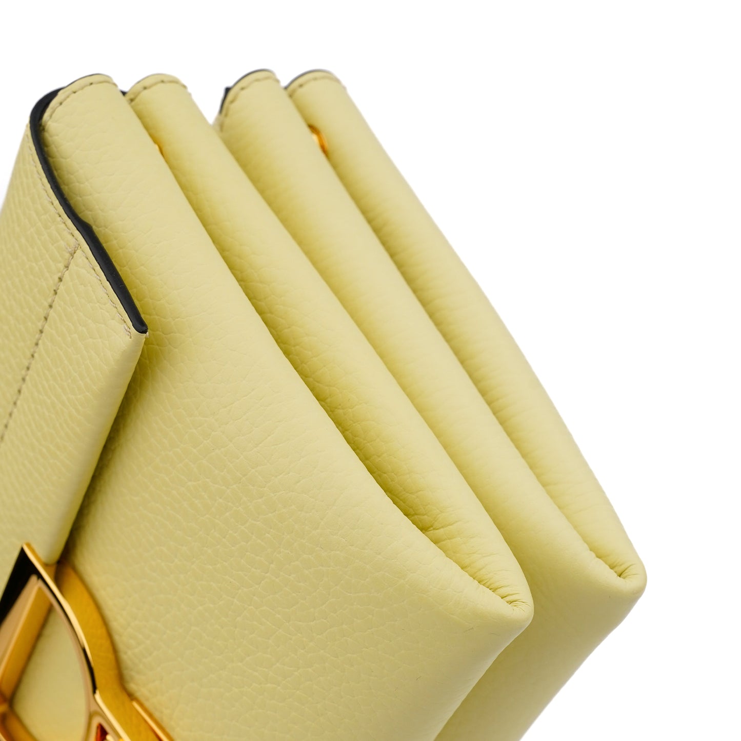 Coccinelle Arlettis - Beautyflyplace