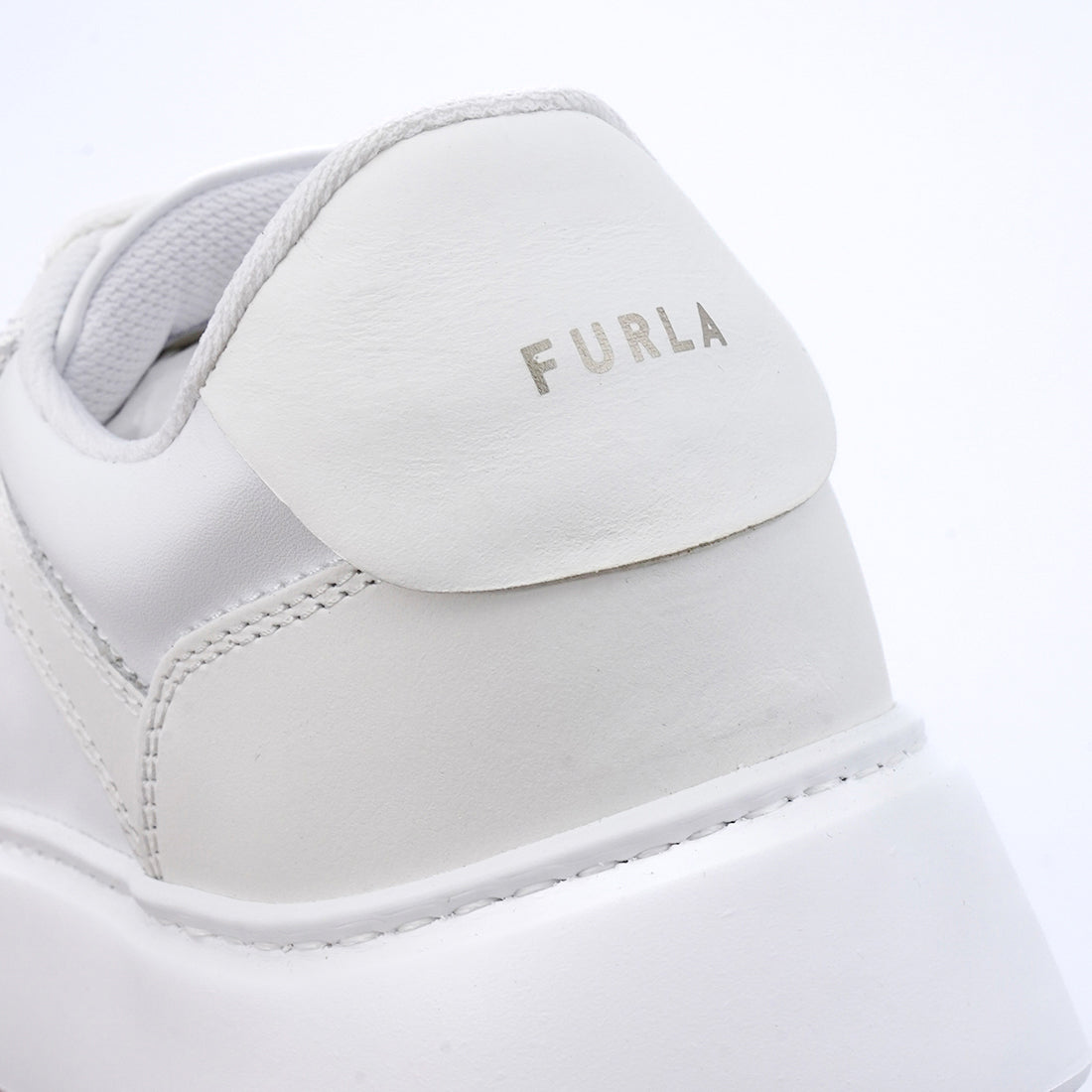 Furla Lace up Vitello - Beautyflyplace