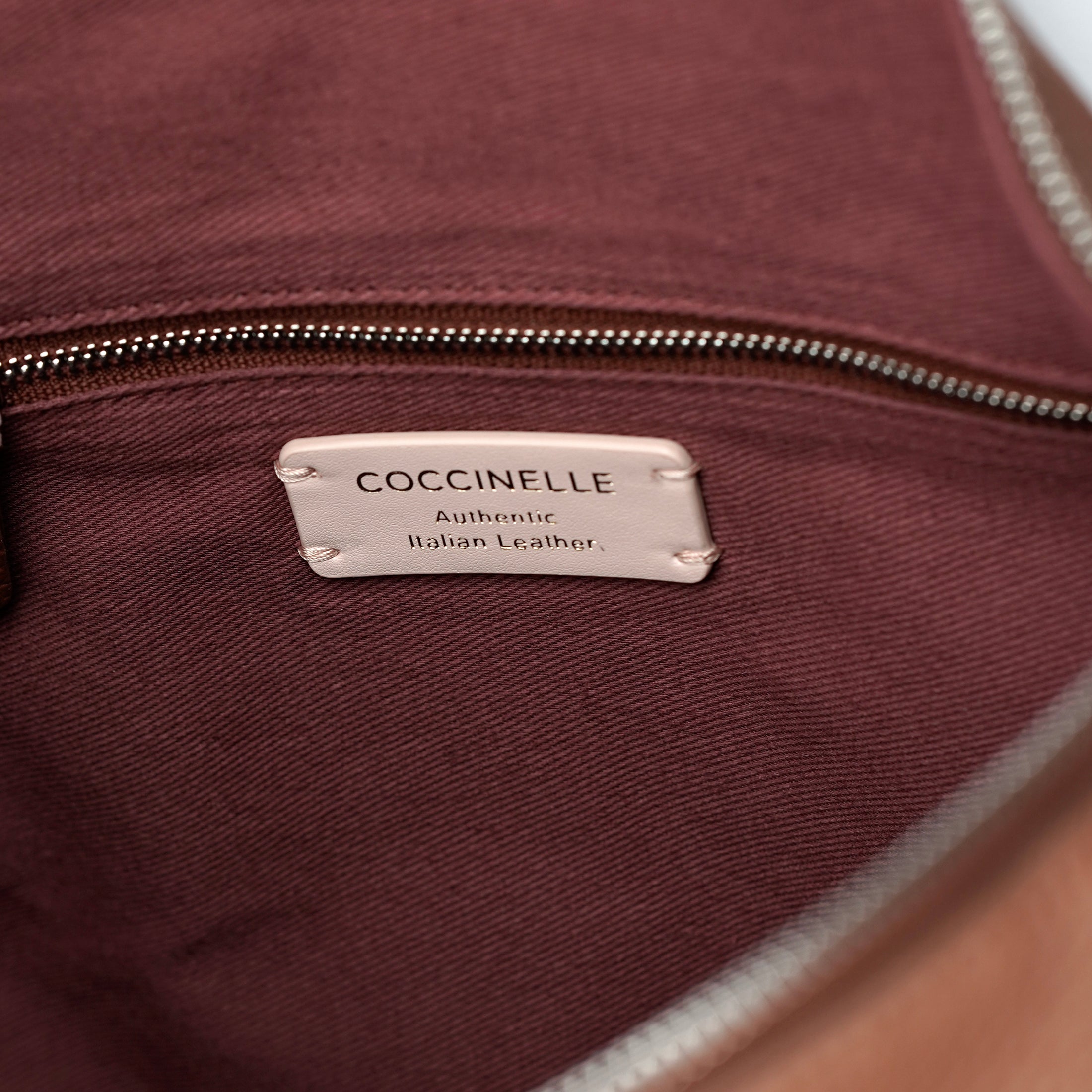 Coccinelle Estelle M Brule - Beautyflyplace