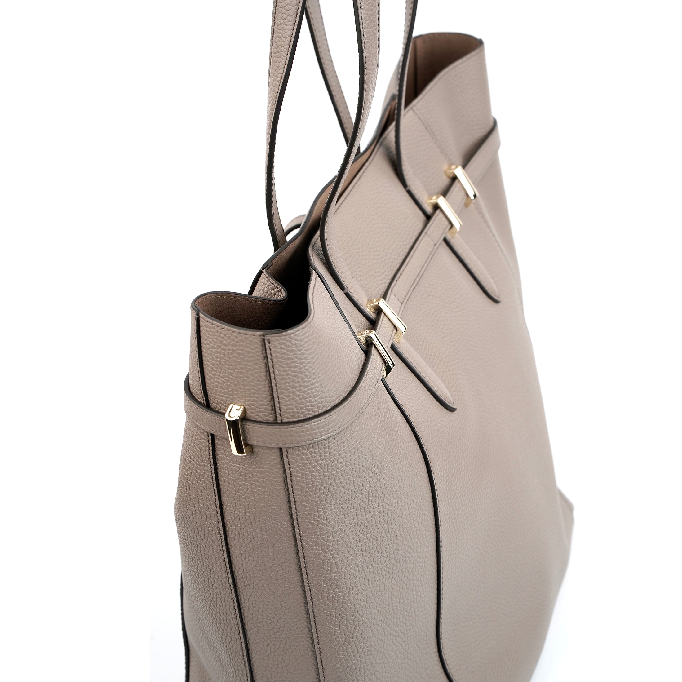 Furla Aura L Hobo - Beautyflyplace