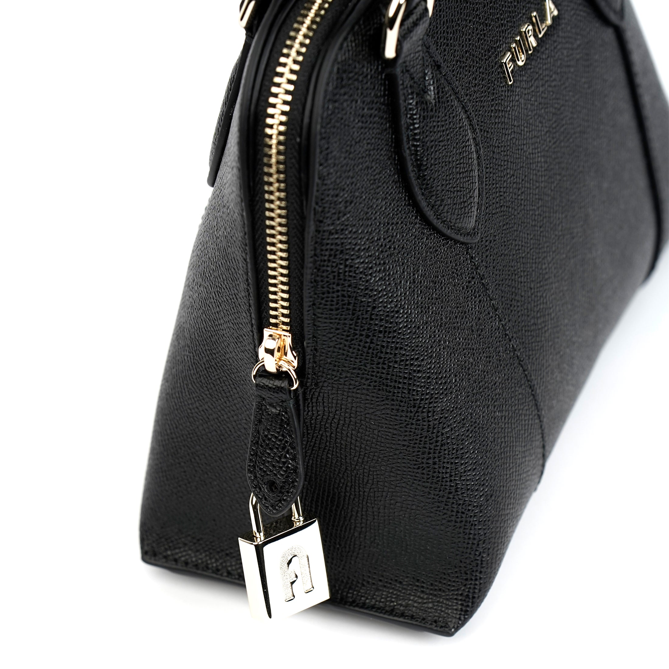 Geantă Furla Vittoria Dome small