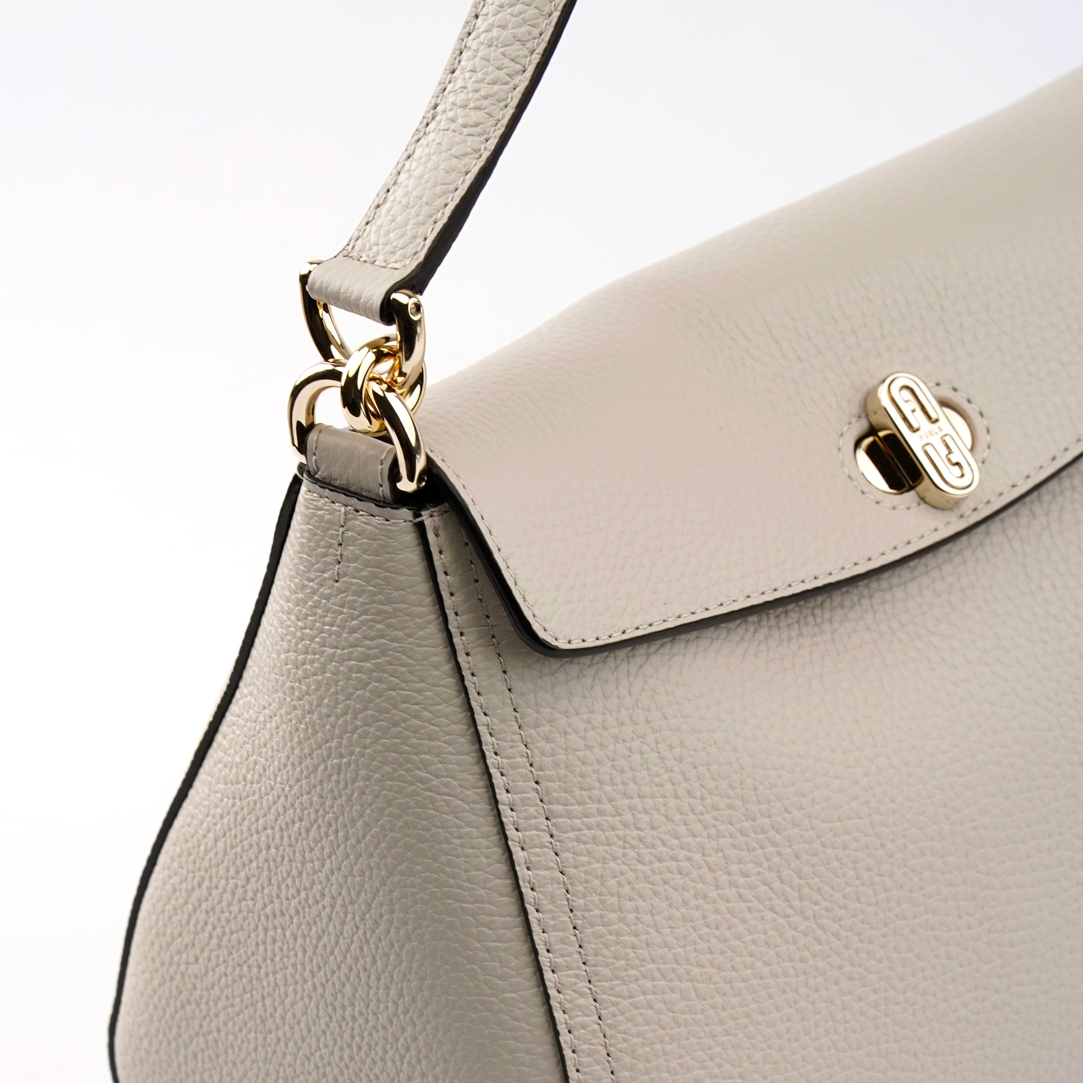 Furla Danae - Beautyflyplace