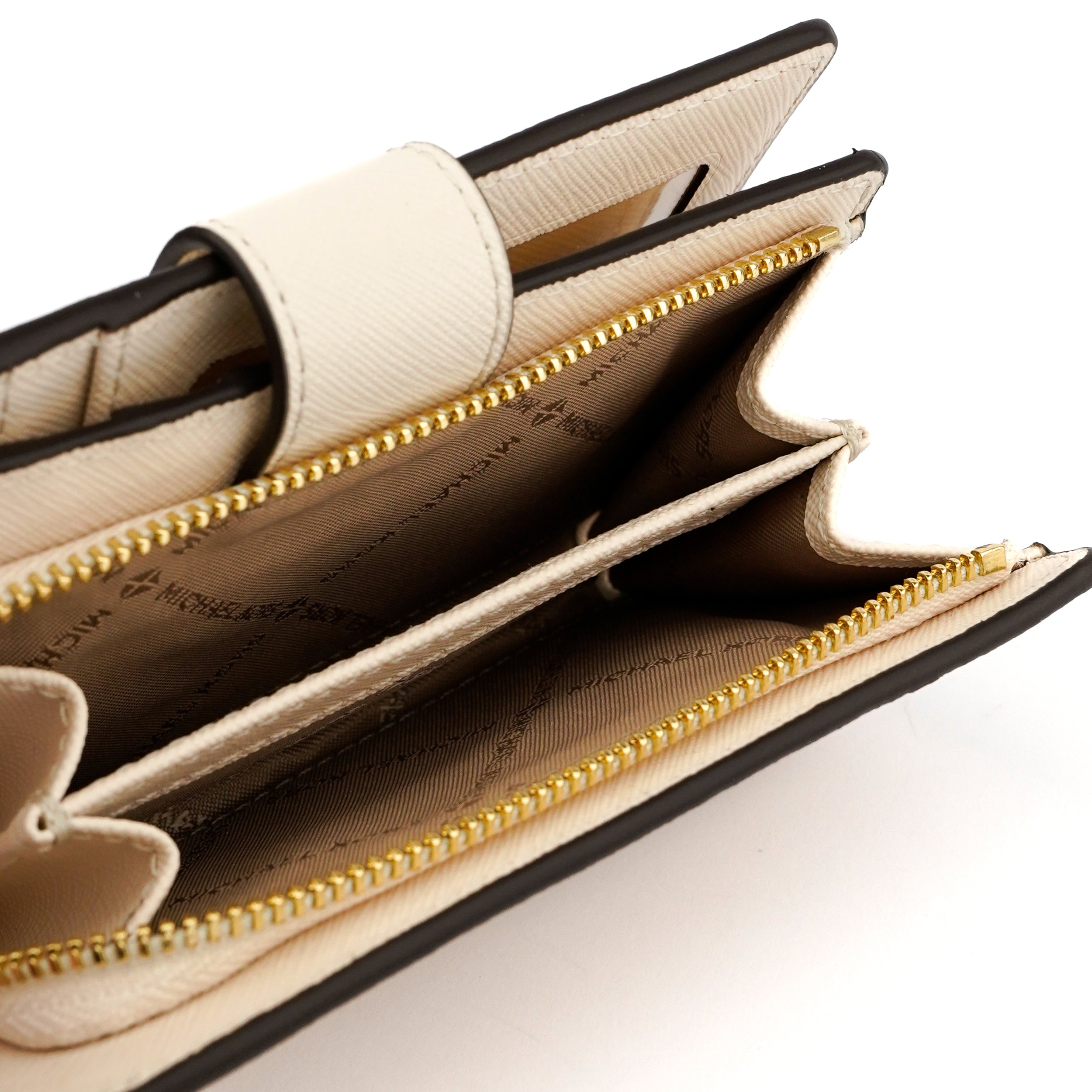 Portofel bi fold Michael Kors  Jet Set Travel mediu