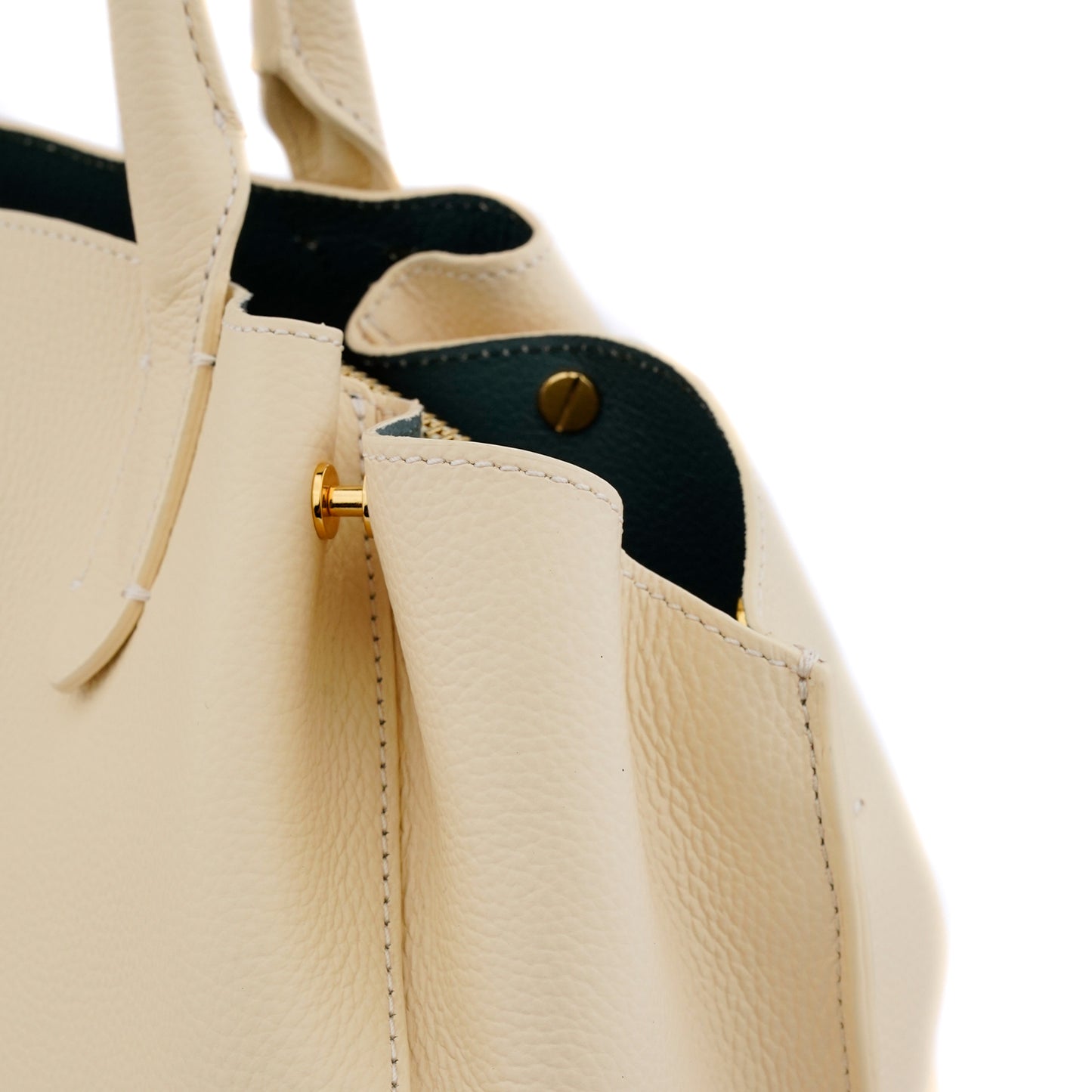 Geantă Coccinelle Soft butter small tote