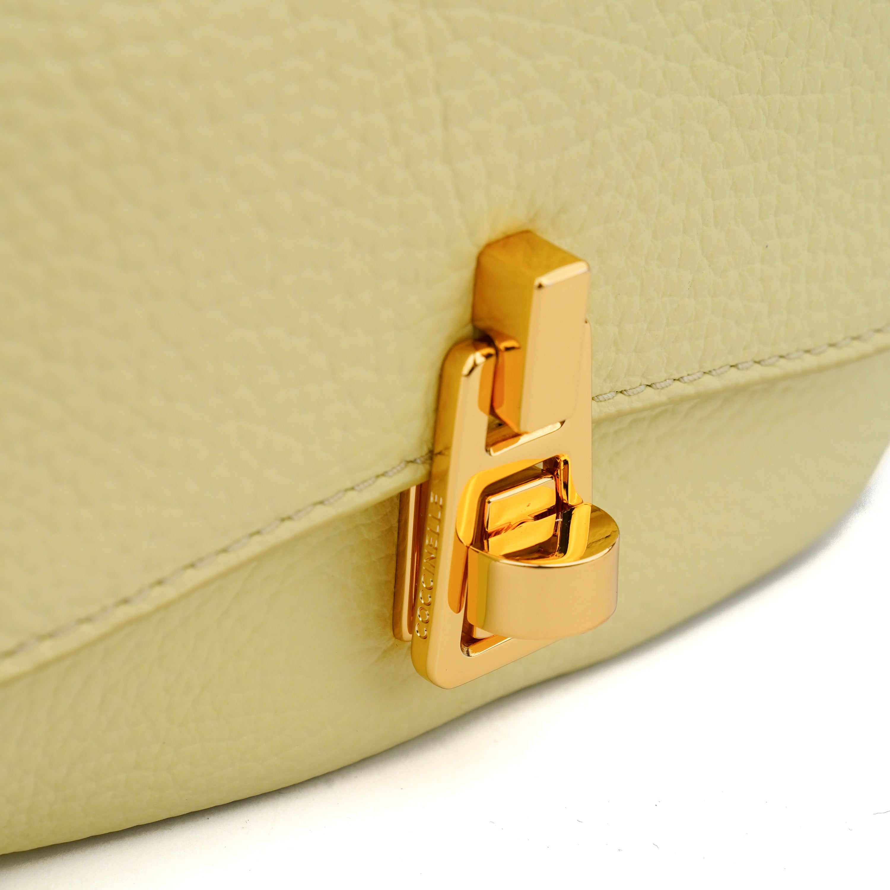 Geantă Coccinelle Maggie Small lime