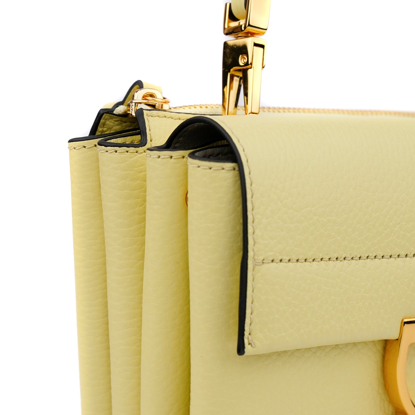 Coccinelle Arlettis - Beautyflyplace