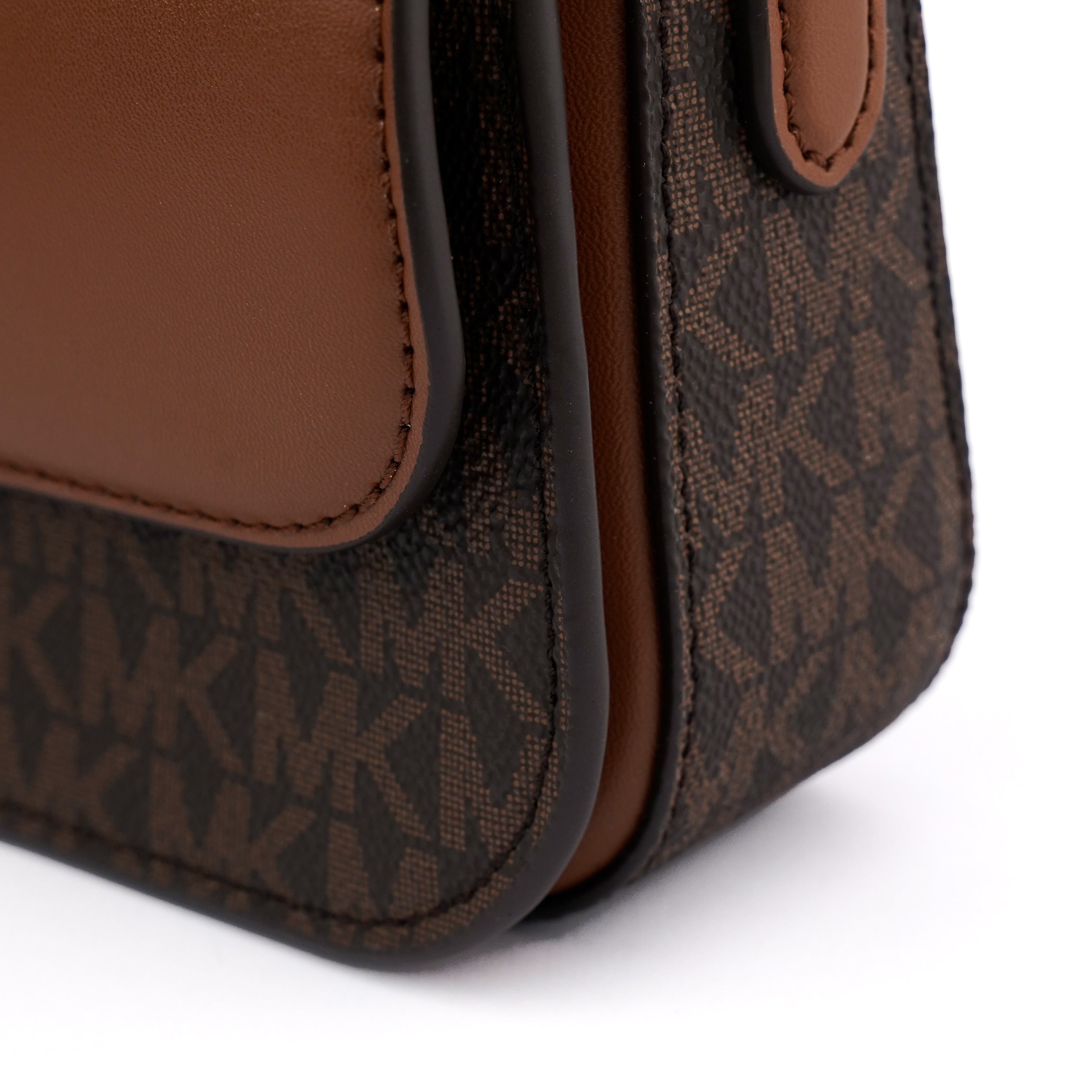 Geanta crossbody Michael Kors Jet set travel pouchette