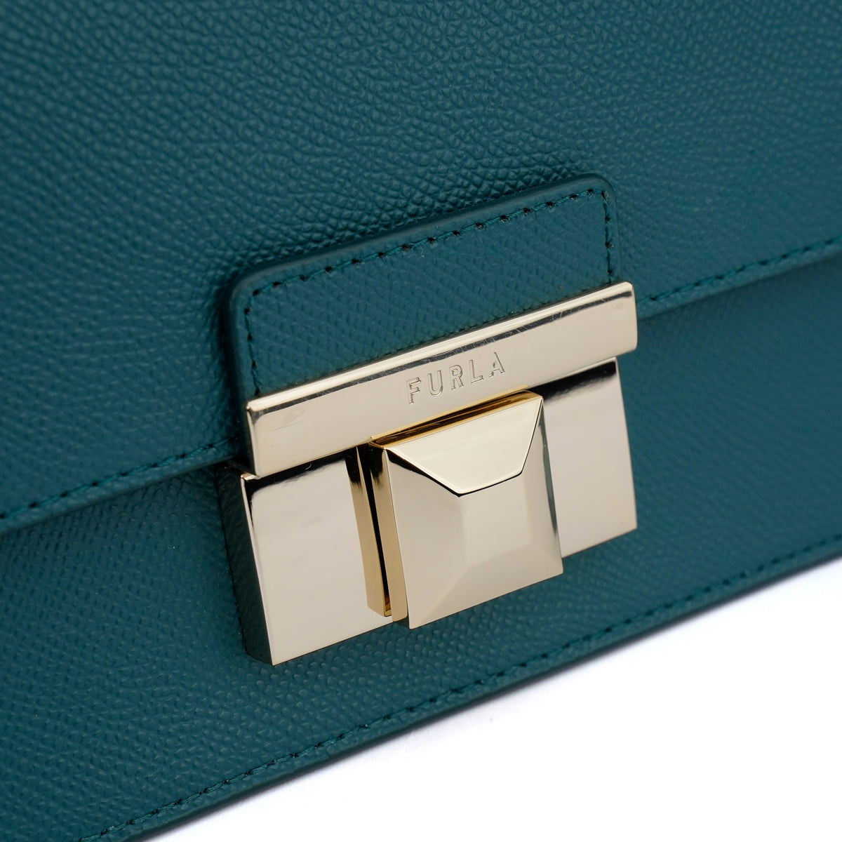 Geanta crossbody Furla Venere small