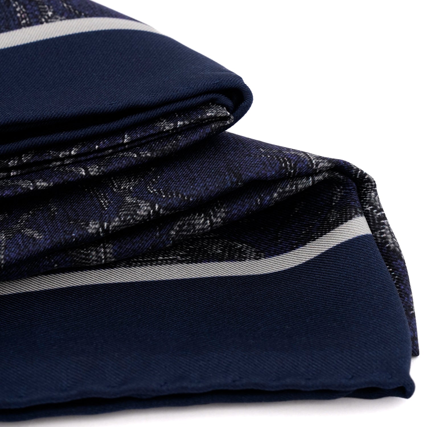 Esarfa Furla Tortona - Beautyflyplace