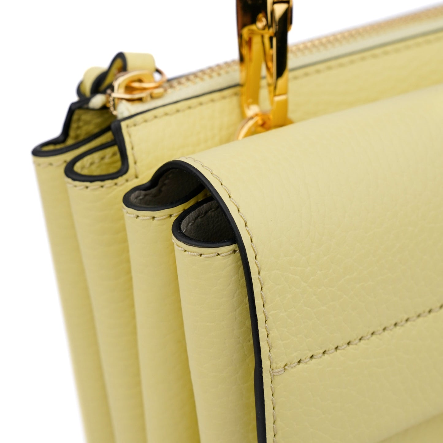 Coccinelle Arlettis - Beautyflyplace