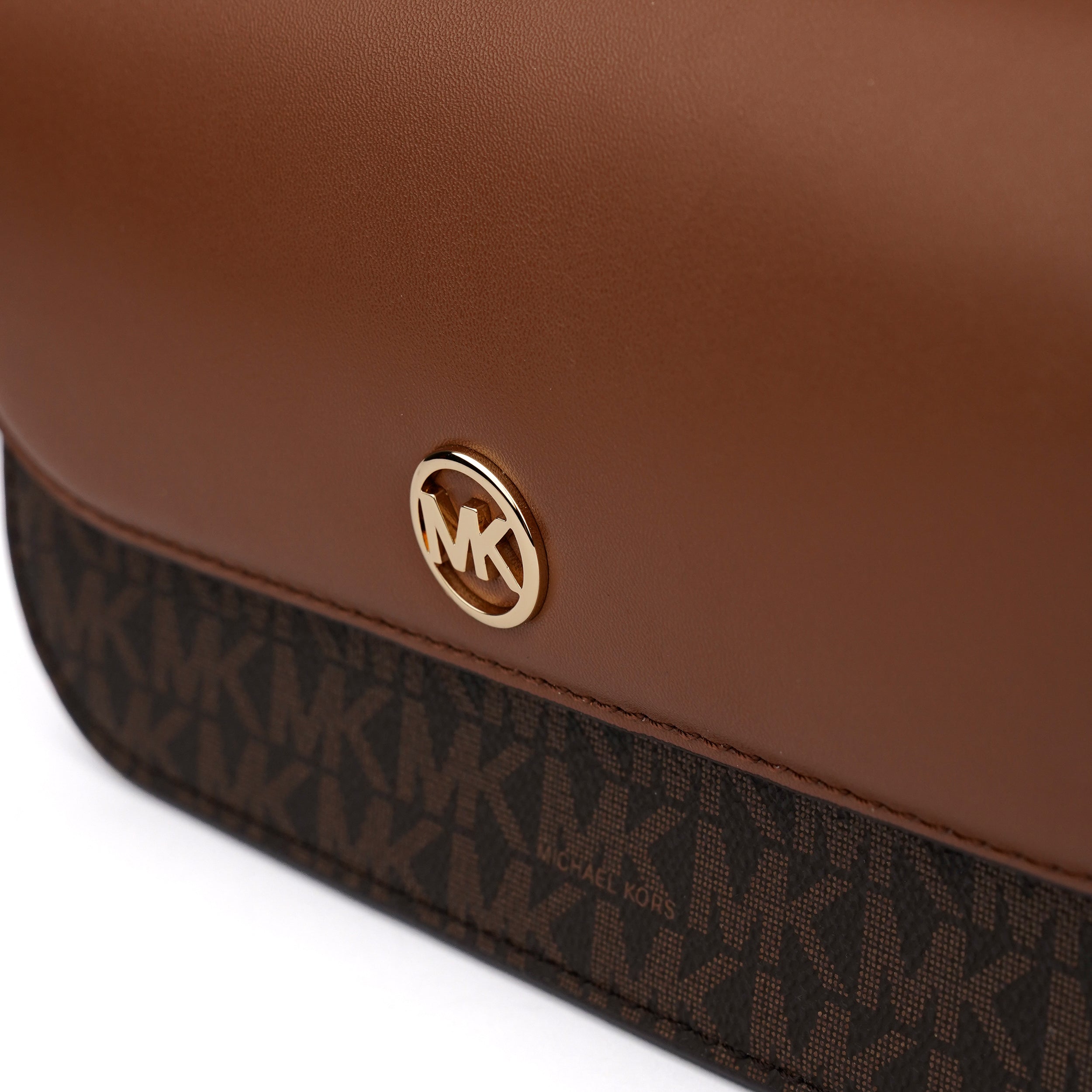 Geanta crossbody Michael Kors Jet set travel pouchette