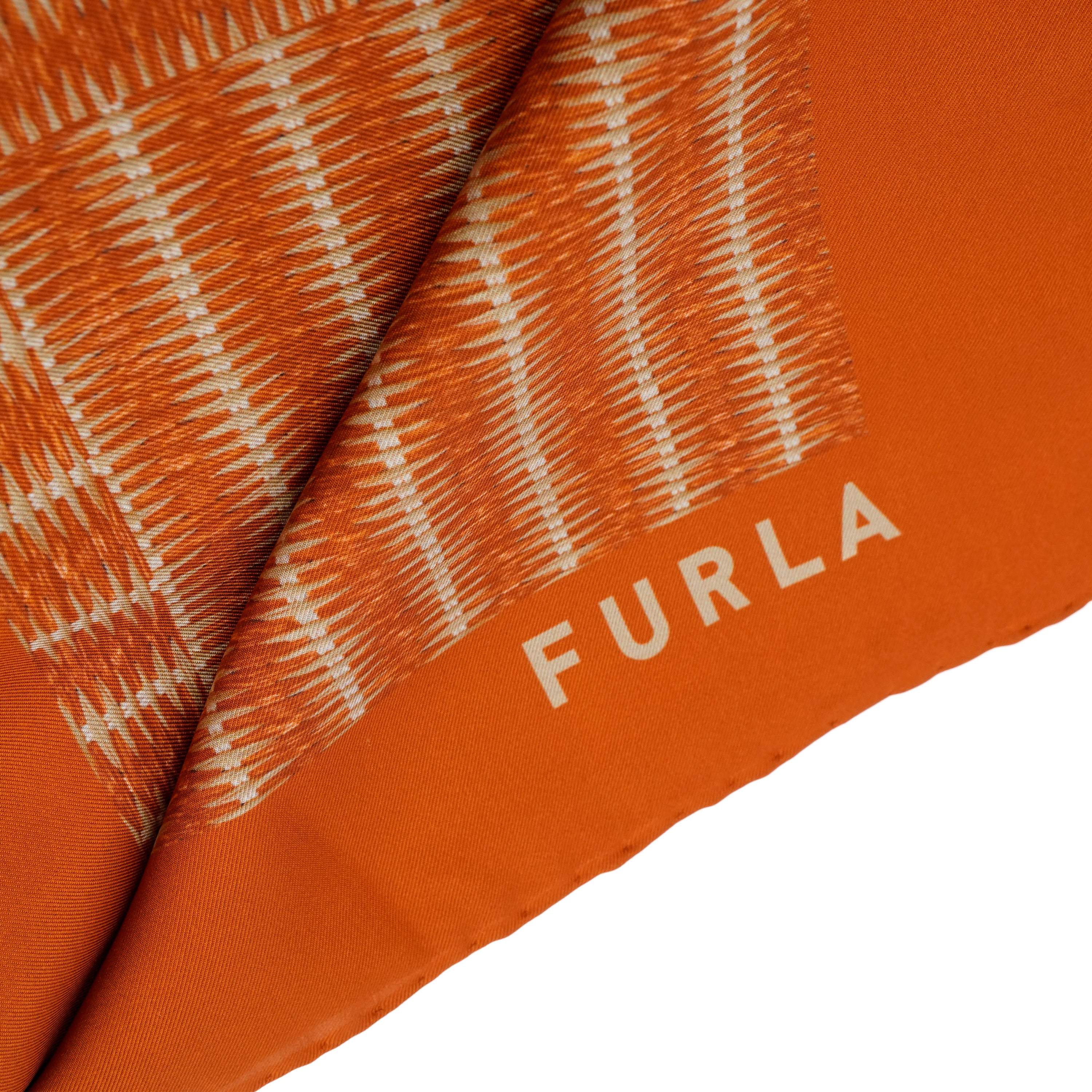 Esarfa de matase Furla 90 cm
