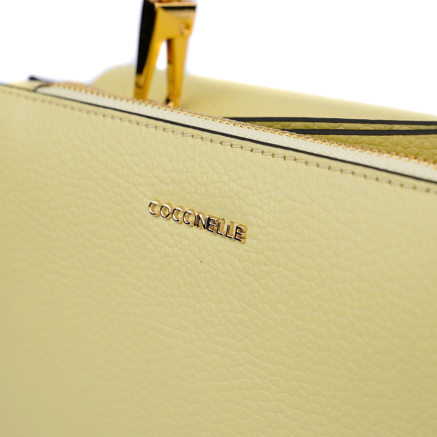 Coccinelle Arlettis - Beautyflyplace