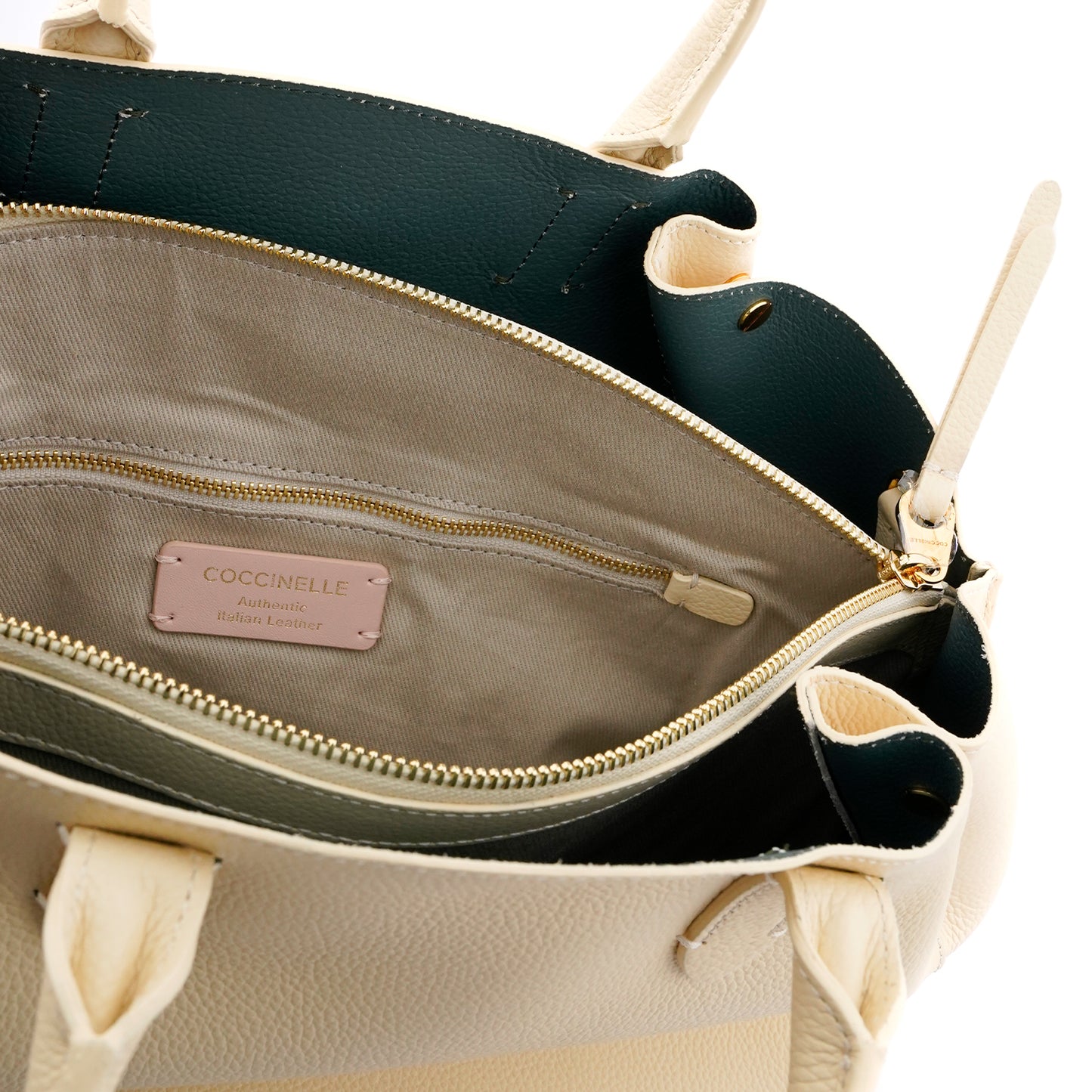 Geantă Coccinelle Soft butter small tote