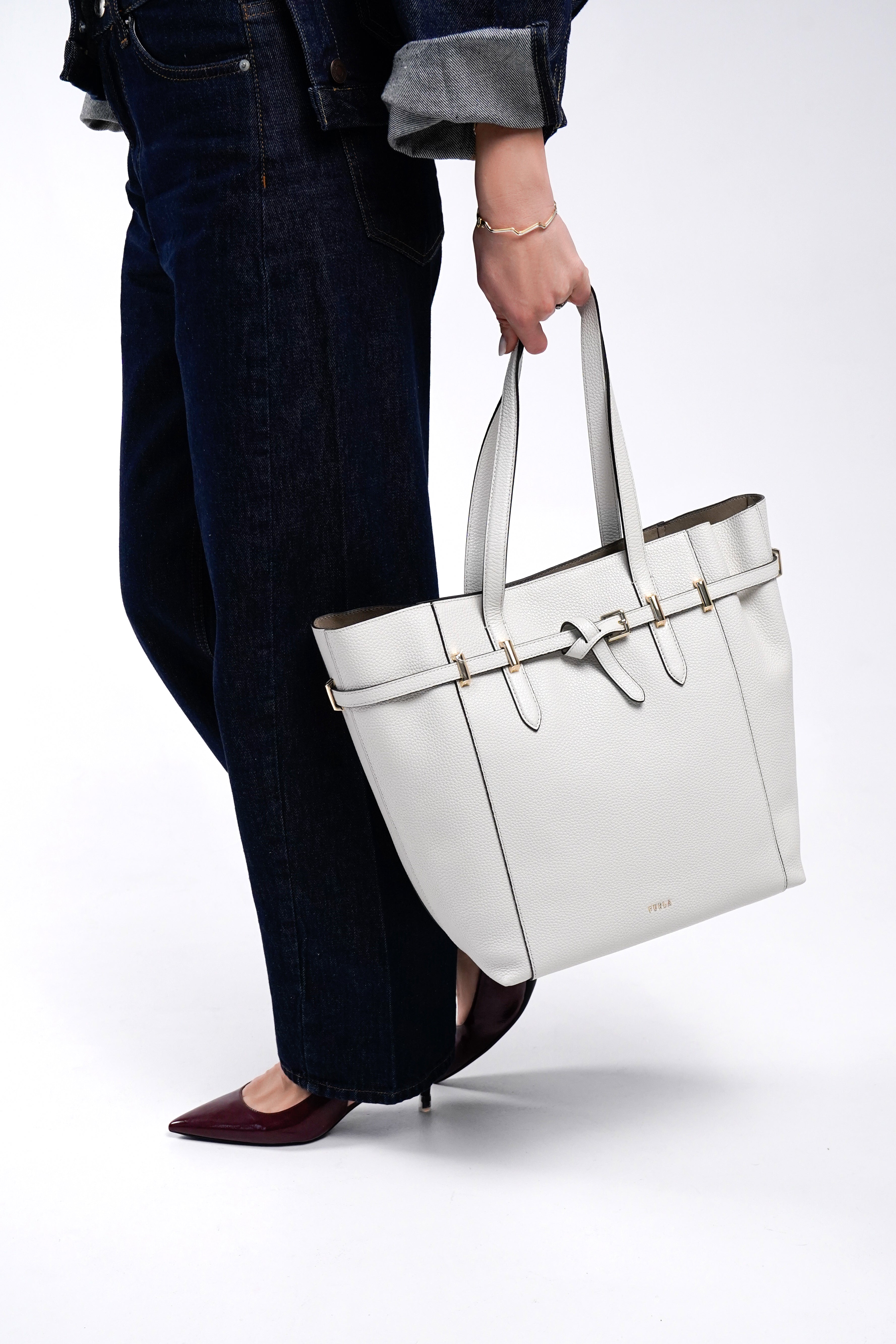 Geantă tote large Furla Aura