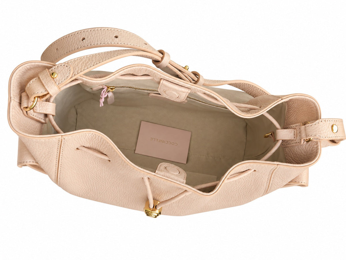 Geantă Bucket Coccinelle Babe din Piele Naturală – Nude