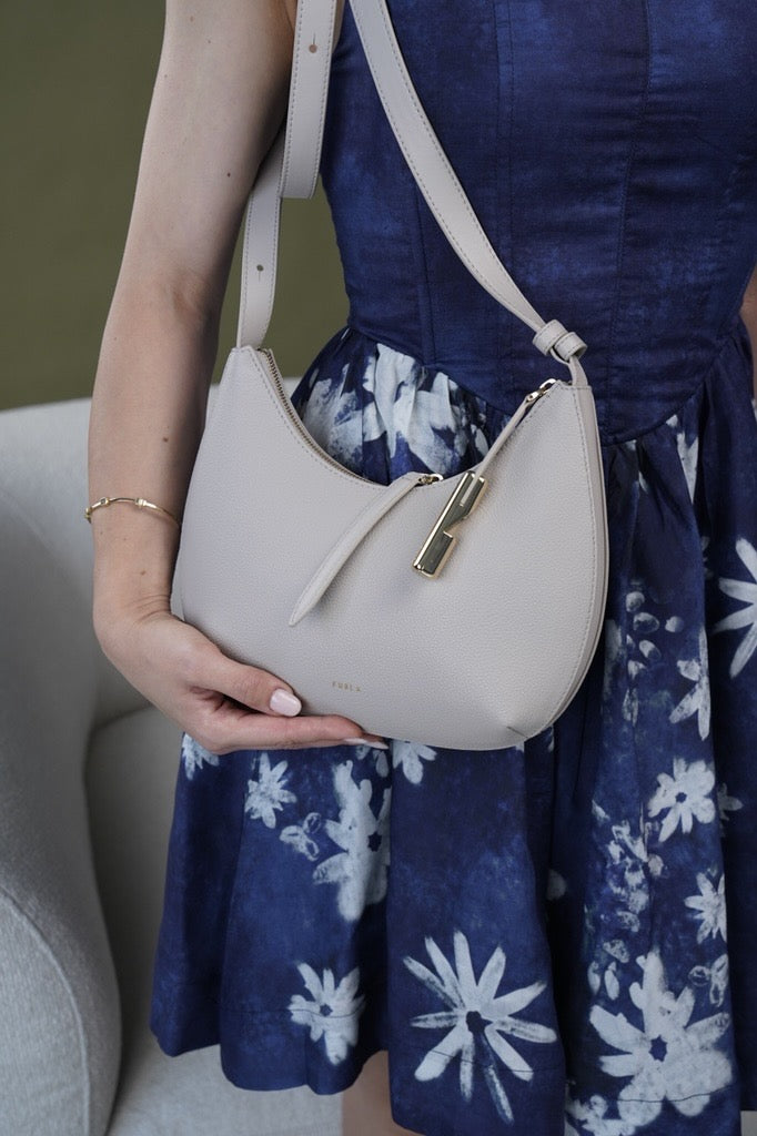 Geanta Furla Goccia half moon