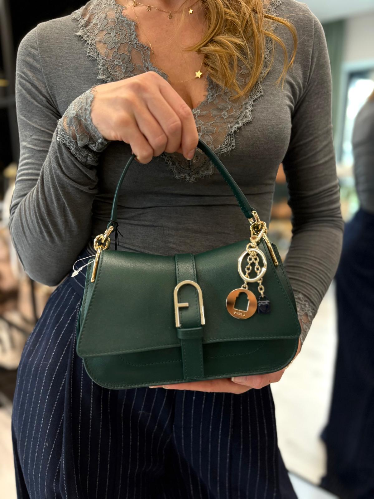 Geantă din piele naturala Furla Flow mini top handle