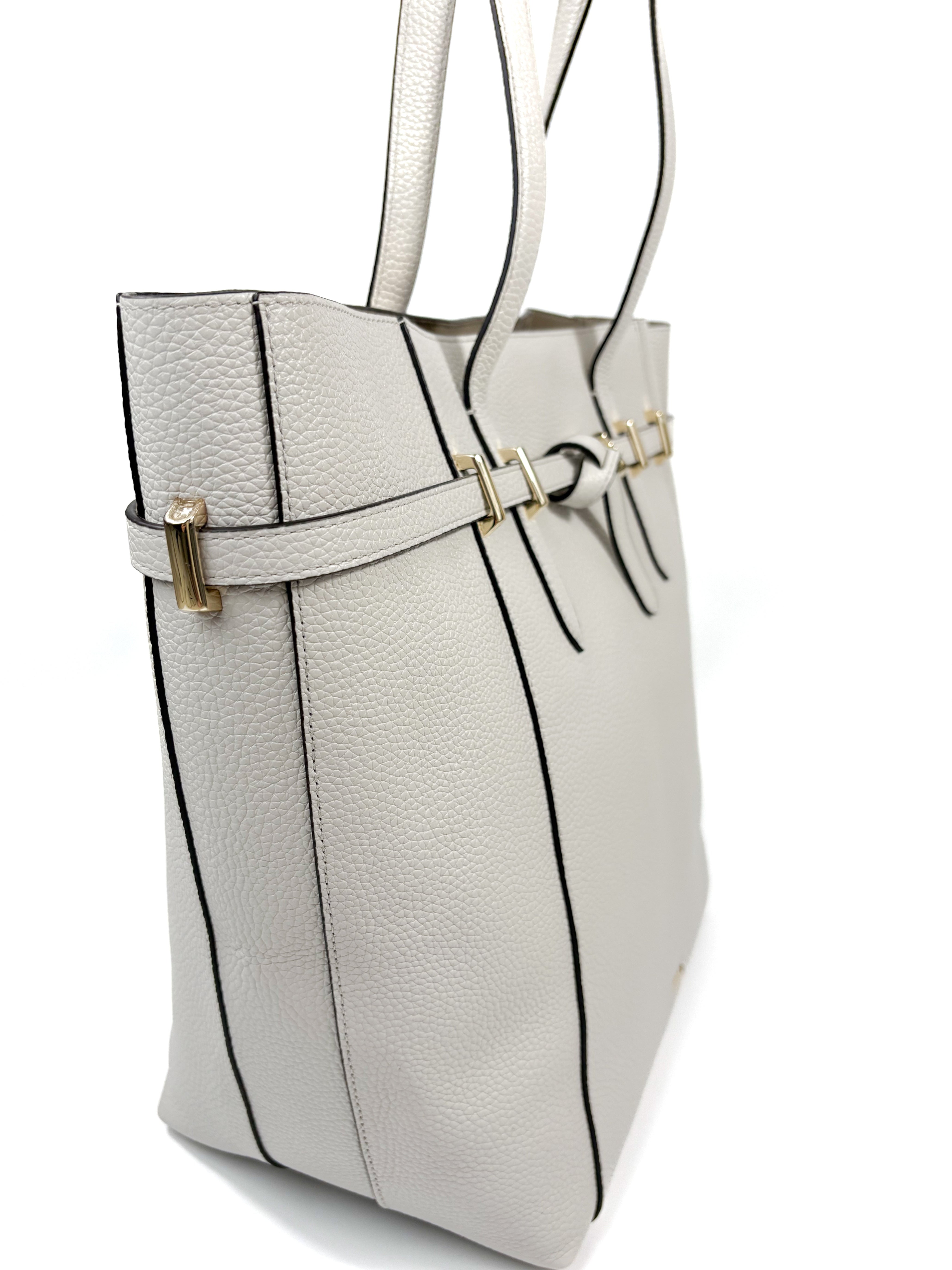 Furla Aura - Beautyflyplace