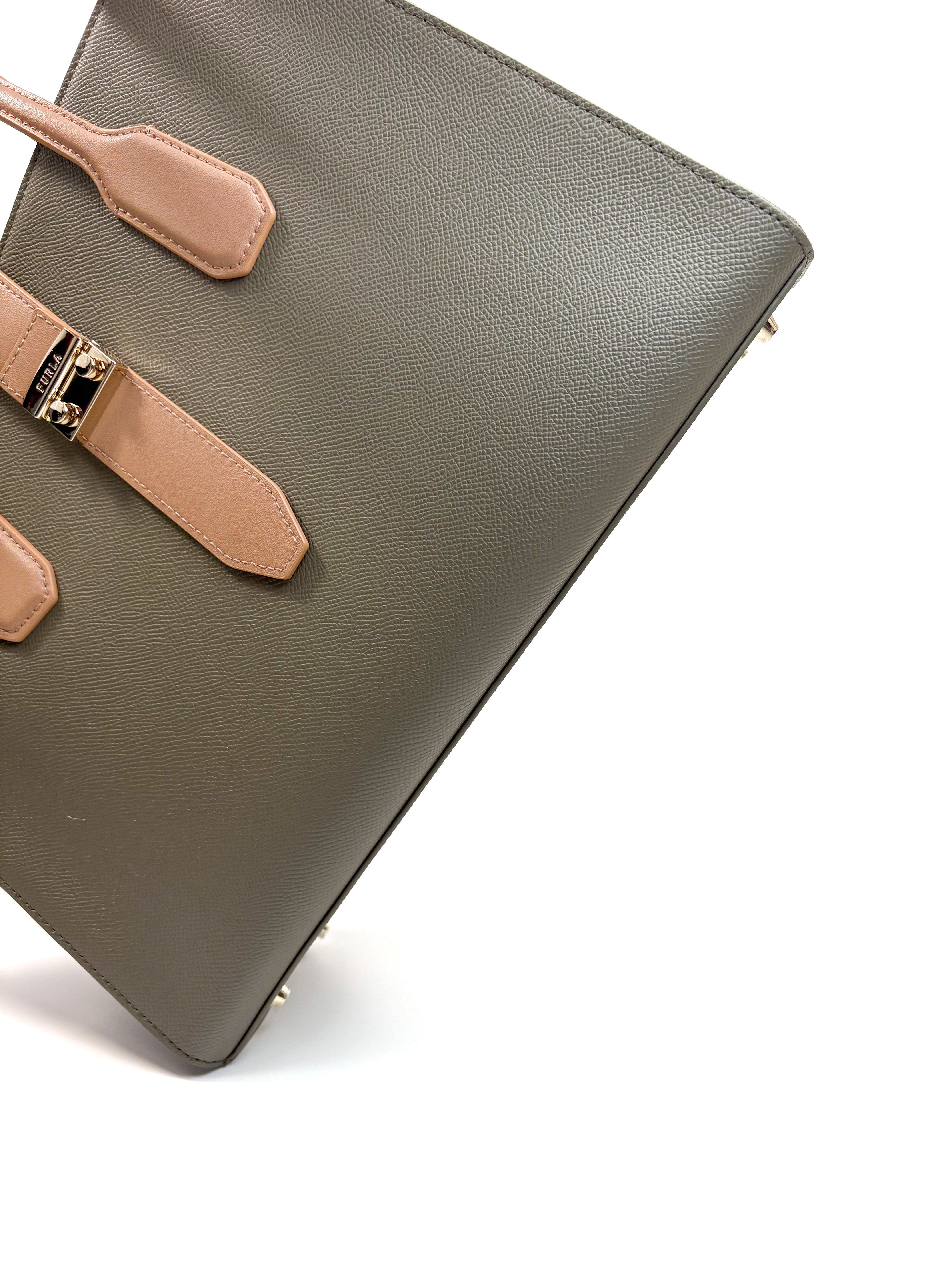 Furla Metro M - Beautyflyplace