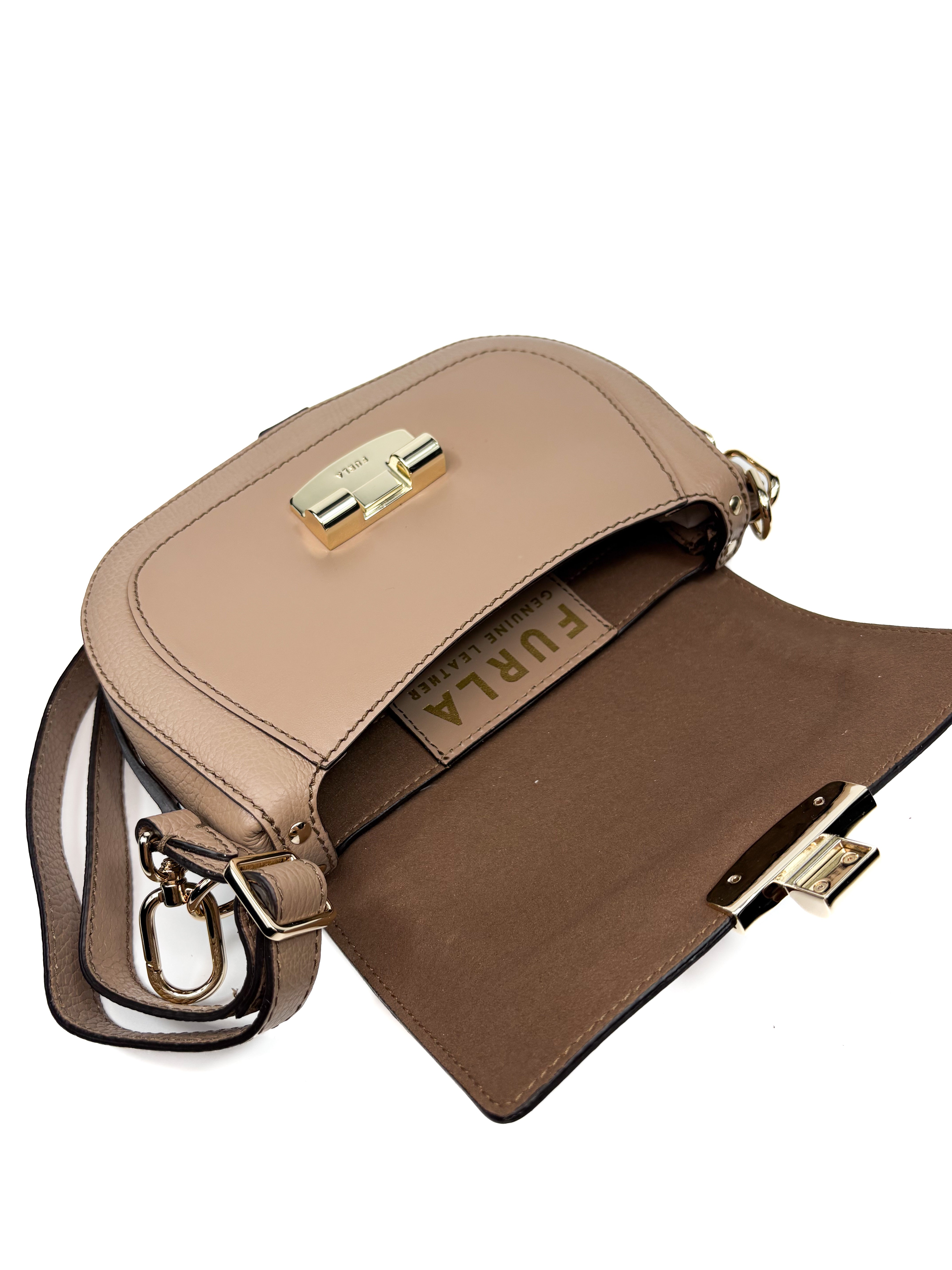 Furla Club S - Beautyflyplace